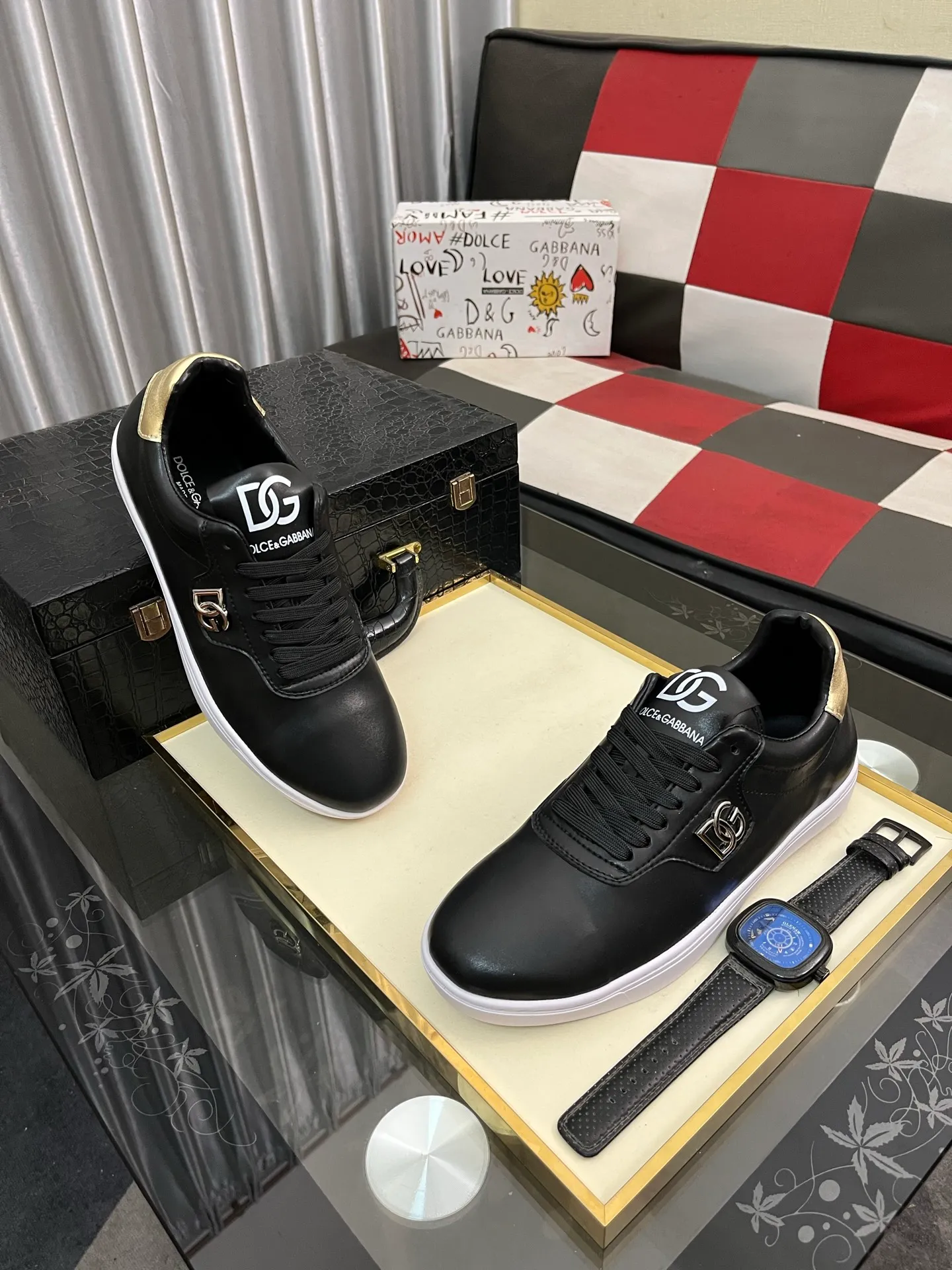 Men's Men's Shoes💰420⌚️⌚️Dolce&Gabbana••DG✔️Men's Sports•Casual Shoes. Original goods from top counters. Original imported cowhide, multi-material splicing design ➕Imported cowhide lining, cowhide feet ➕Original TPR elastic outsole. Size: 38-46